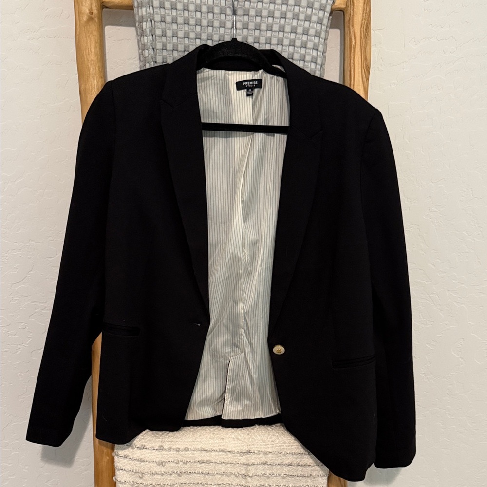 Premise Black Women's Blazer